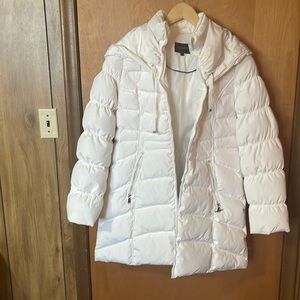 Laundry by Shelli Segal Ladies white sz M puffer coat